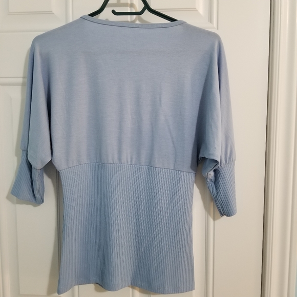 Weekenders Zip Sweater, 3/4 sleeve - Picture 3 of 8